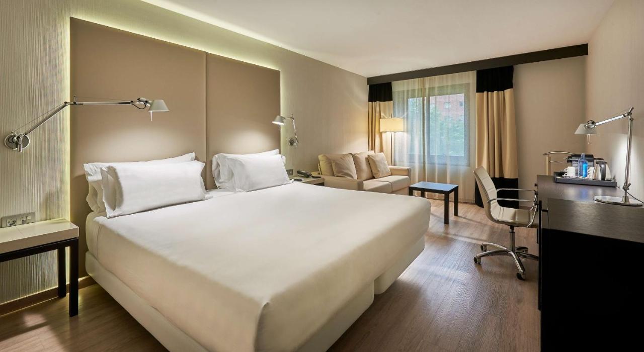 Nh Lleida Pirineos Hotel Kültér fotó